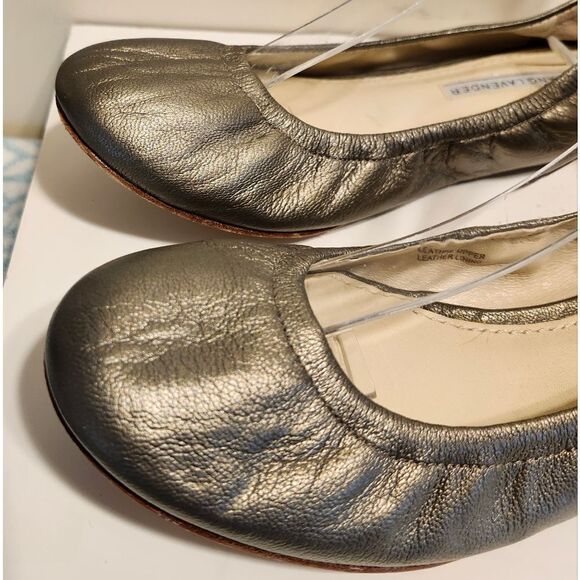 Vera Wang Lavender "Lillian" Pewter Leather Ballet Flats Sz.6 Ret.$225 - Picture 3 of 9